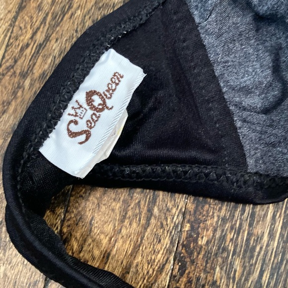 Black Vintage Bikini - Picture 5 of 5